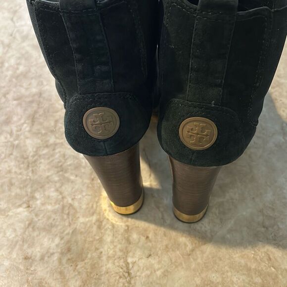 TORY BURCH Heeled Black Suede Boots - Picture 6 of 11